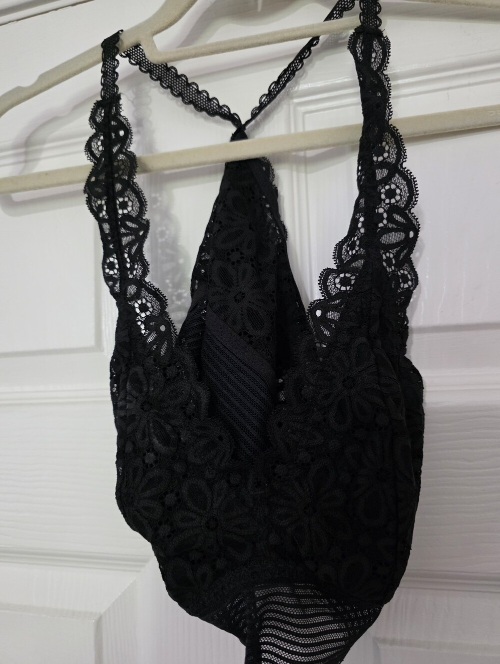 Victoria's Secret Black Lace Bralette Size Large